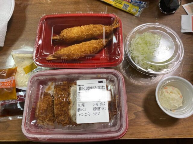 極厚ロース&有頭大海老フライ2尾定食を食べてみました！