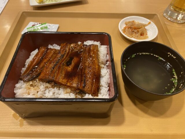 ジョナサンのうな重(梅)をすかいらーくの株主優待券で食べてみました！